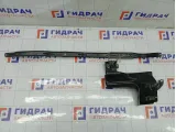 Кронштейн защиты антигравийной правый Toyota Highlander 5872048010