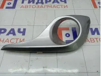 Рамка противотуманной фары правой Toyota Highlander 8148148110