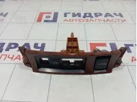 Накладка консоли центральной Toyota Highlander 5542048230C0
