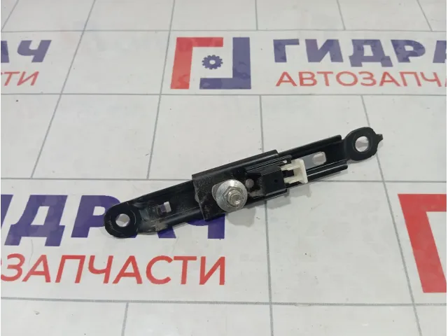 Механизм регулировки ремня безопасности Toyota Highlander 7320053010