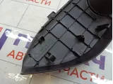Подстаканник в обшивку багажника правый Toyota Highlander 6471448070C0