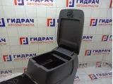 Подлокотник Toyota Highlander 5881048471C0