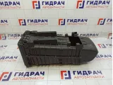 Бардачок консоли Toyota Highlander 5882048011C0