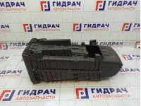 Бардачок консоли Toyota Highlander 5882048011C0
