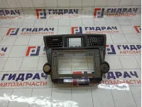Рамка магнитолы под андройд Toyota Highlander