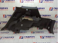 Обшивка багажника правая Toyota Highlander 6473048080C0