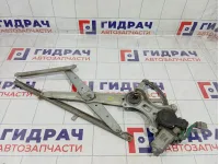 Стеклоподъемник электрический передний правый Toyota Land Cruiser (J100) 69801-60070