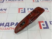 Кнопка стеклоподъемника заднего левого Toyota Land Cruiser (J100) 84810-60050