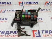 Блок предохранителей Toyota Land Cruiser (J100) 82720-60011