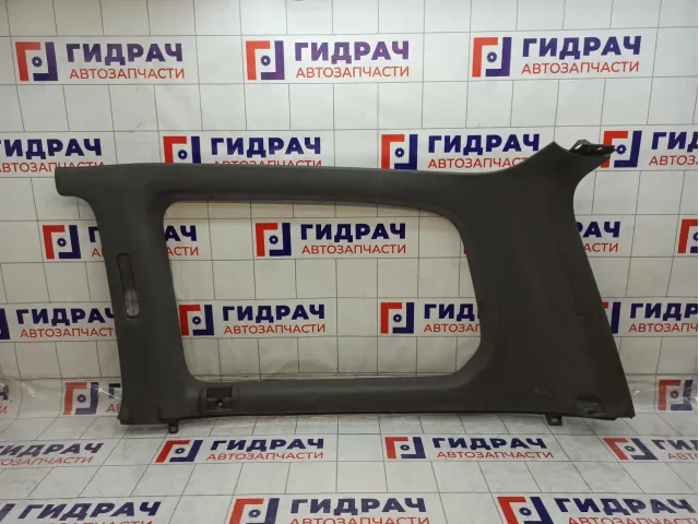 Обшивка стойки задней правой верхняя Toyota Land Cruiser (J100) 62470-60030-B0