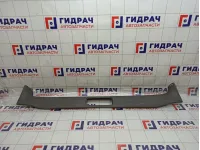 Обшивка двери багажника Toyota Land Cruiser (J100) 67935-60060-B0