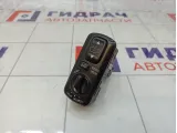 Блок кнопок Toyota Land Cruiser (J100) 89299-60010