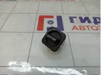 Кнопка блокировки дифференциала Toyota Land Cruiser (J100) 84725-60030