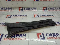 Решетка стеклоочистителя правая Toyota Land Cruiser (J100) 55781-60110