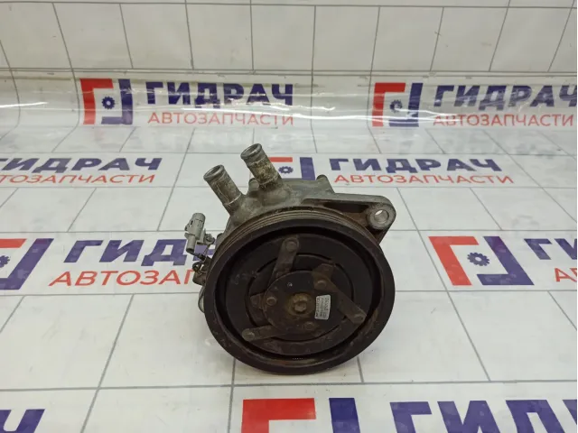 Насос (помпа) электрический Toyota Land Cruiser (J100) 447300-7280