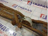 Кронштейн крепления запасного колеса Toyota Land Cruiser (J100) 51281-60110