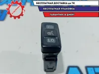 Кнопка обогрева сидений левая Toyota Land Cruiser 100 84751-60100.