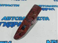 Кнопка стеклоподъемника задняя правая Toyota Land Cruiser 100 84810-60050. Дефект.