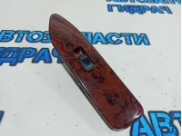 Кнопка стеклоподъемника передняя правая Toyota Land Cruiser 100 84810-60050.