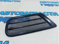 Решетка вентиляционная правая Toyota Land Cruiser 100 62905-60050. Дефект.