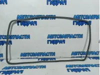 Уплотнитель люка Toyota Land Cruiser 100 63318-60060.