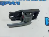 Ручка двери внутренняя правая Toyota Land Cruiser 100 69205-30150.