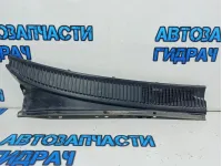 Решетка стеклоочистителя правая Toyota Land Cruiser 100 5578160110.