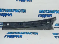 Решетка стеклоочистителя левая Toyota Land Cruiser 100 5578260030.
