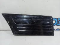 Молдинг переднего левого крыла Toyota Land Cruiser 100 75612-60120. Дефект.