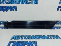 Молдинг заднего крыла правого Toyota Land Cruiser 100 75651-60180.