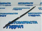 Накладка стекла заднего левого Toyota Land Cruiser 100 75740-60040. Дефект.