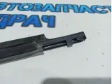 Накладка стекла заднего левого Toyota Land Cruiser 100 75740-60040. Дефект.