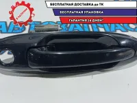 Ручка двери передней наружная правая Toyota Land Cruiser 100 69210-60071. Сломаны закладные.