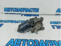 Моторчик стеклоочистителя передний Toyota Land Cruiser 100 85110-60300.