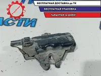 Замок капота Toyota Land Cruiser 100 53510-60130.