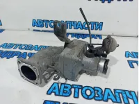 Нагреватель впускного коллектора с патрубком Toyota Land Cruiser 100 19810-17011.