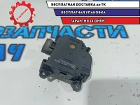 Моторчик заслонки отопителя Toyota Land Cruiser 100 637006361.