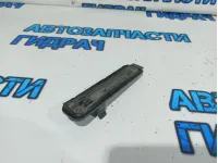 Крышка салонного фильтра Toyota Land Cruiser 100 88891-60060.