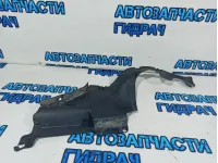 Пыльник правый Toyota Land Cruiser 100 53738-60050. Дефект.