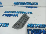 Накладка правая Toyota Land Cruiser 100 58625-60020.