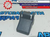 Крышка кронштейна сиденья Toyota Land Cruiser 100 71691-60020.