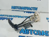 Датчик уровня топлива Toyota Land Cruiser 100 77024-60110.