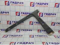 Обшивка стойки средней левой верхняя Toyota Land Cruiser (J100) 62420-60010-B0