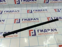 Накладка стекла заднего правого Toyota Land Cruiser (J100) 7564160021