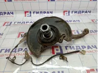 Кулак поворотный передний левый Toyota Land Cruiser (J100) 43202-60020
