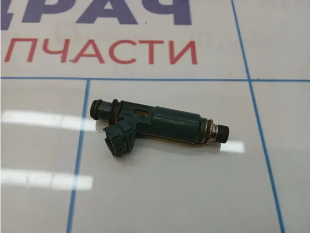 Форсунка инжекторная электрическая Toyota Land Cruiser (J100) 23250-50040