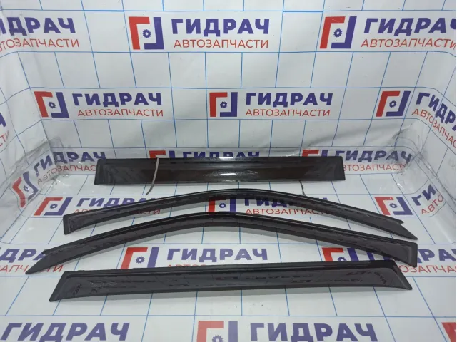 Ветровики Toyota Land Cruiser (J100)