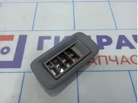 Дефлектор воздушный правый Toyota Land Cruiser (J100)