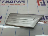 Молдинг переднего правого крыла Toyota Land Cruiser (J100) 75611-60120