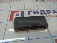 Крышка блока предохранителей Toyota Land Cruiser (J100)